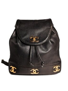 RARE VINTAGE 90S CHANEL CAVIAR BACKPACK